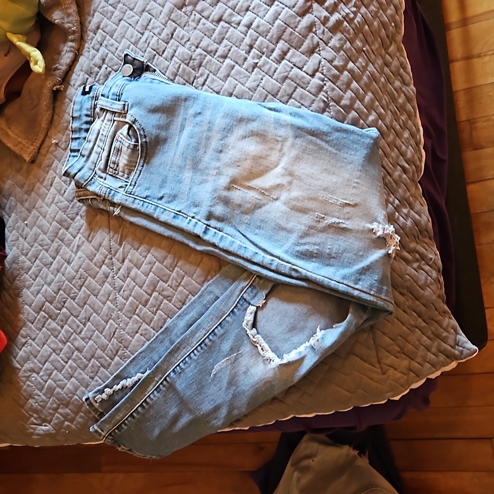 Pants - Picture 2 of 6